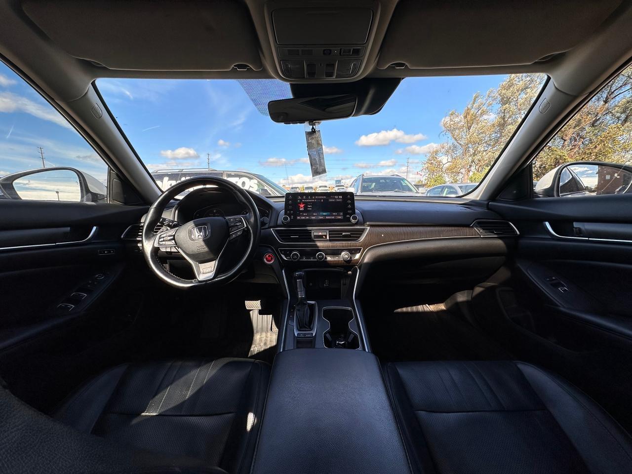 2018 Honda Accord Touring, Navigation, Leather, Sunroof, Certified Photo