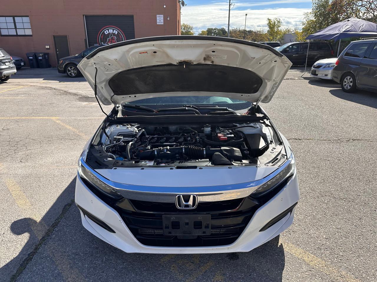 2018 Honda Accord Touring, Navigation, Leather, Sunroof, Certified Photo