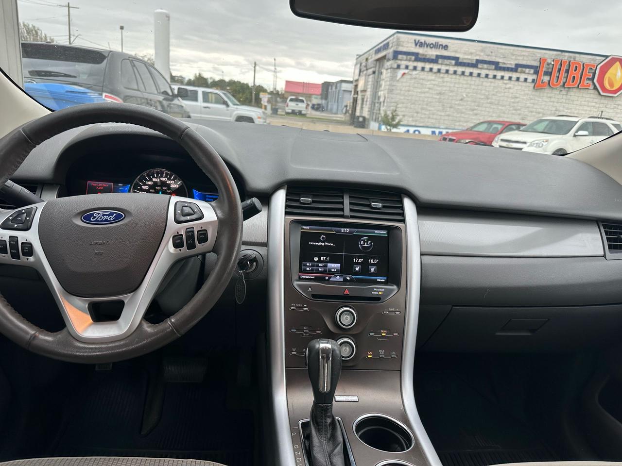 2013 Ford Edge SEL Photo
