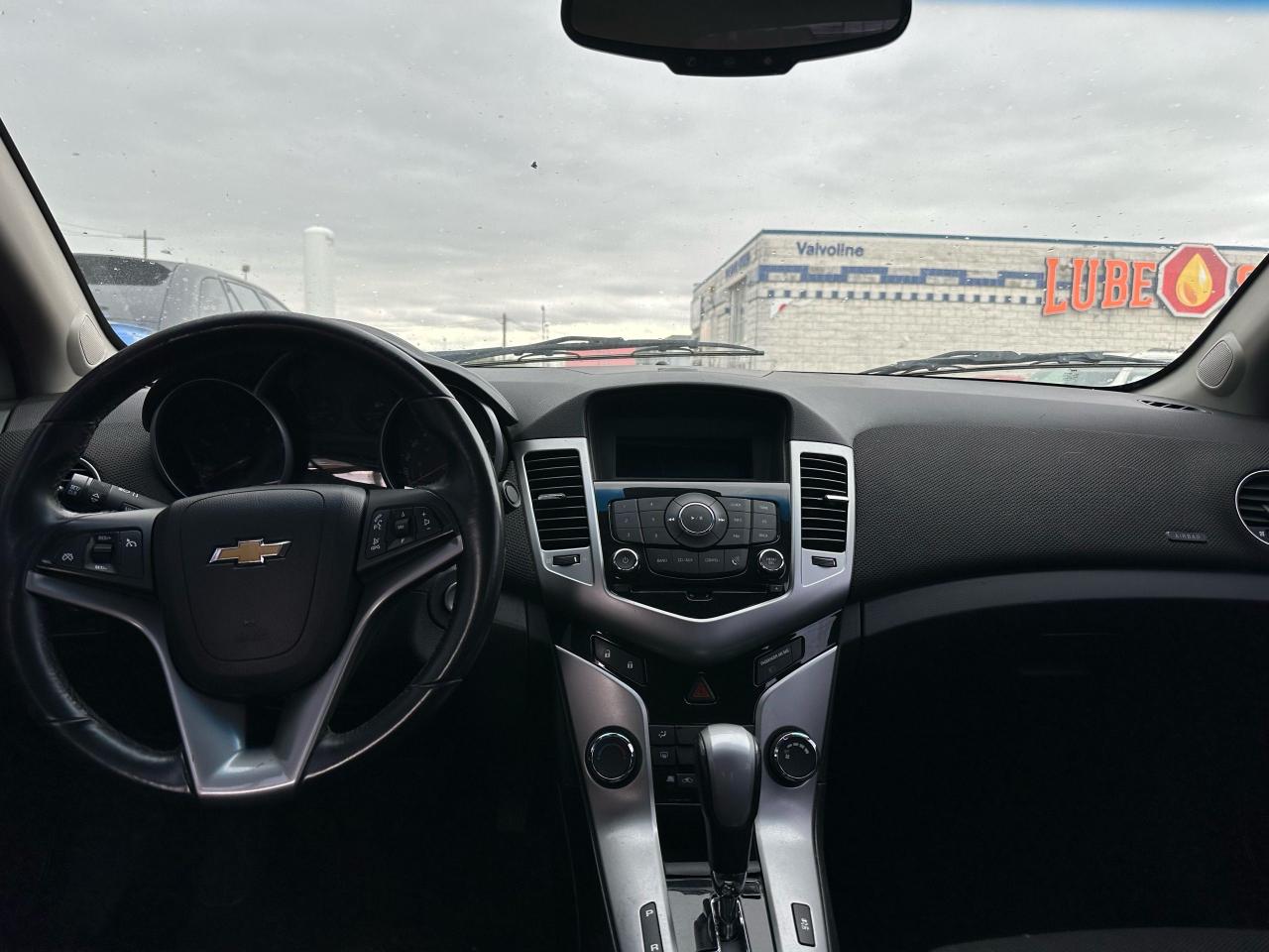 2012 Chevrolet Cruze LT Turbo+ w/1SB Photo4