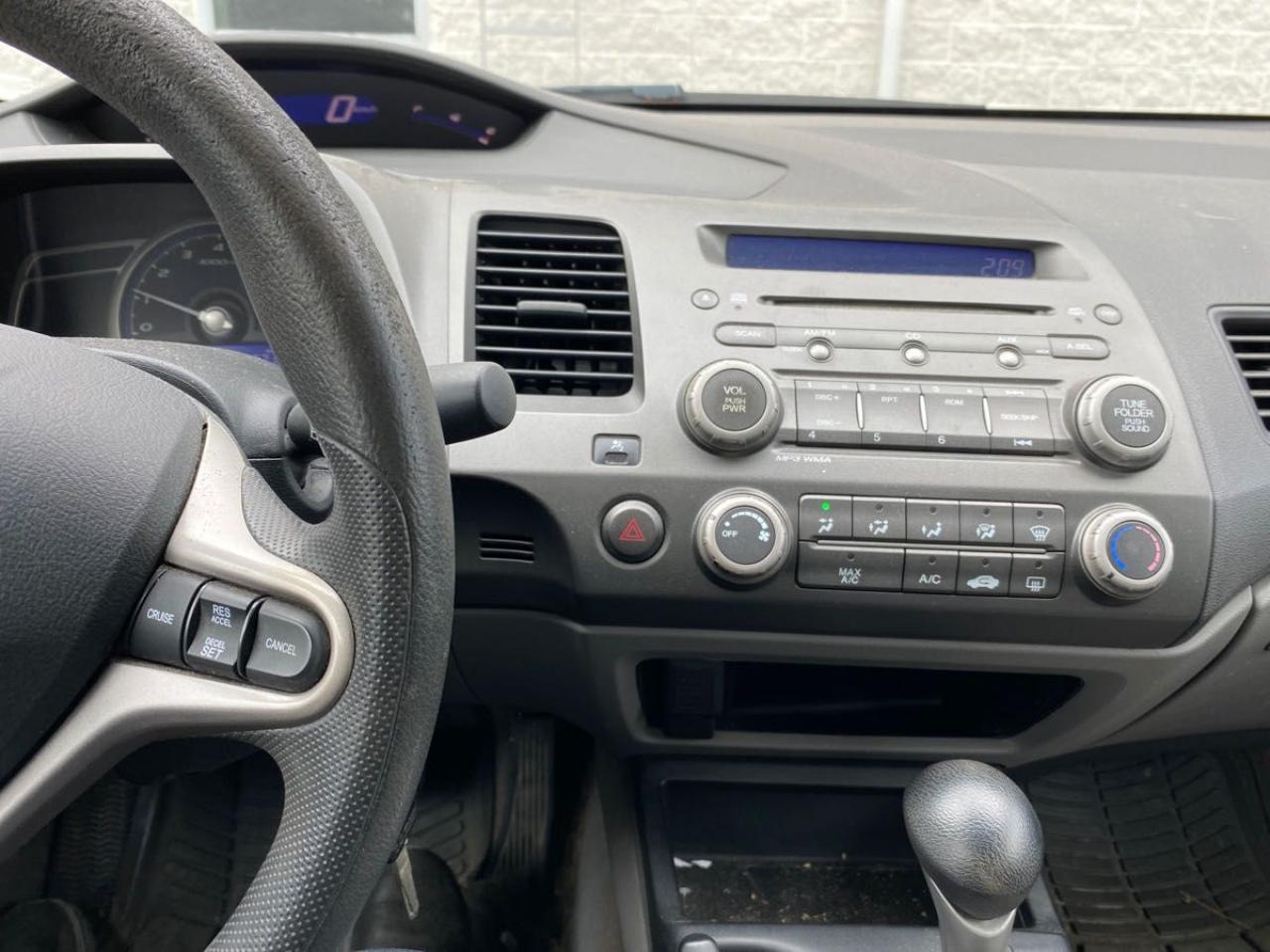 2009 Honda Civic DX-G Photo4