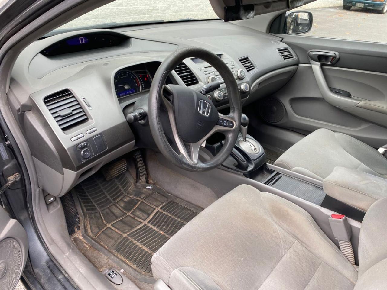 2009 Honda Civic DX-G - Photo #7