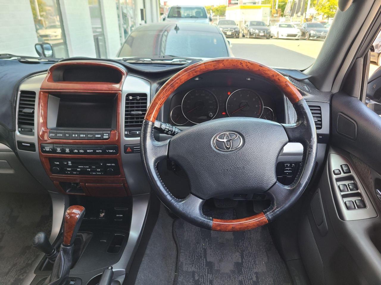 2004 Toyota Land Cruiser Prado TX - JAPAN IMPORT|LOW KM|8 PASSENGER|4WD - Photo #15