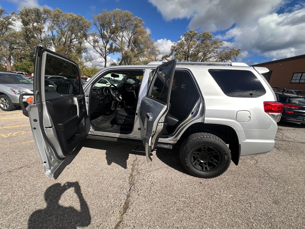 2013 Toyota 4Runner Limited, Lift Kit, Metal Bumper - Photo #15