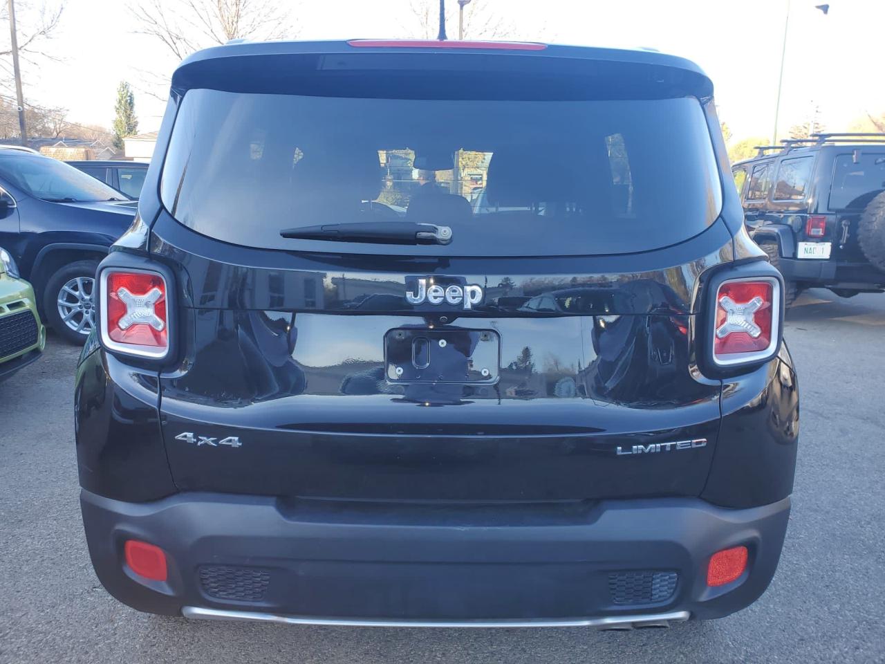 2016 Jeep Renegade Limited - Photo #4