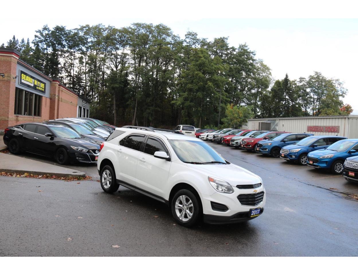 2017 Chevrolet Equinox AWD - Photo #2