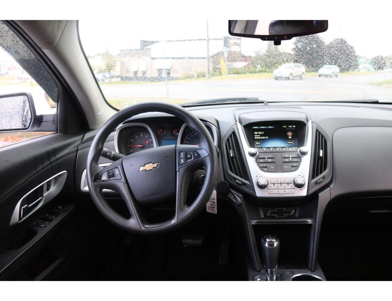 2017 Chevrolet Equinox AWD - Photo #12