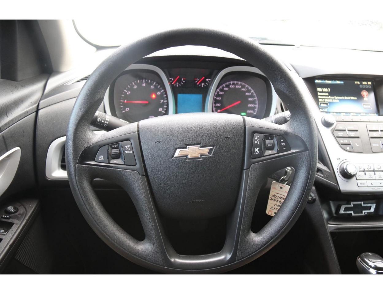 2017 Chevrolet Equinox AWD - Photo #15