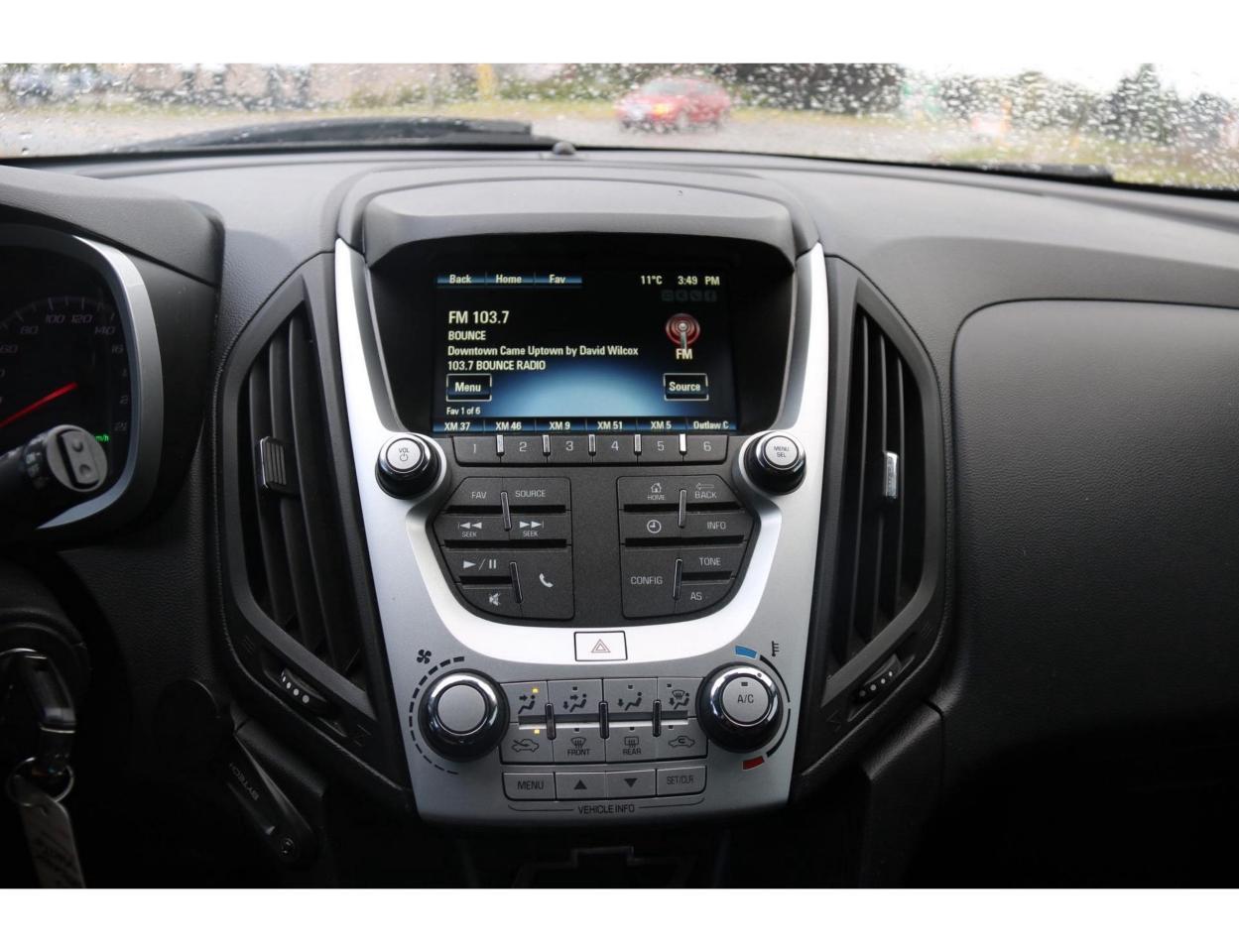 2017 Chevrolet Equinox AWD - Photo #18