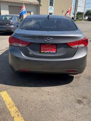 2012 Hyundai Elantra  - Photo #2