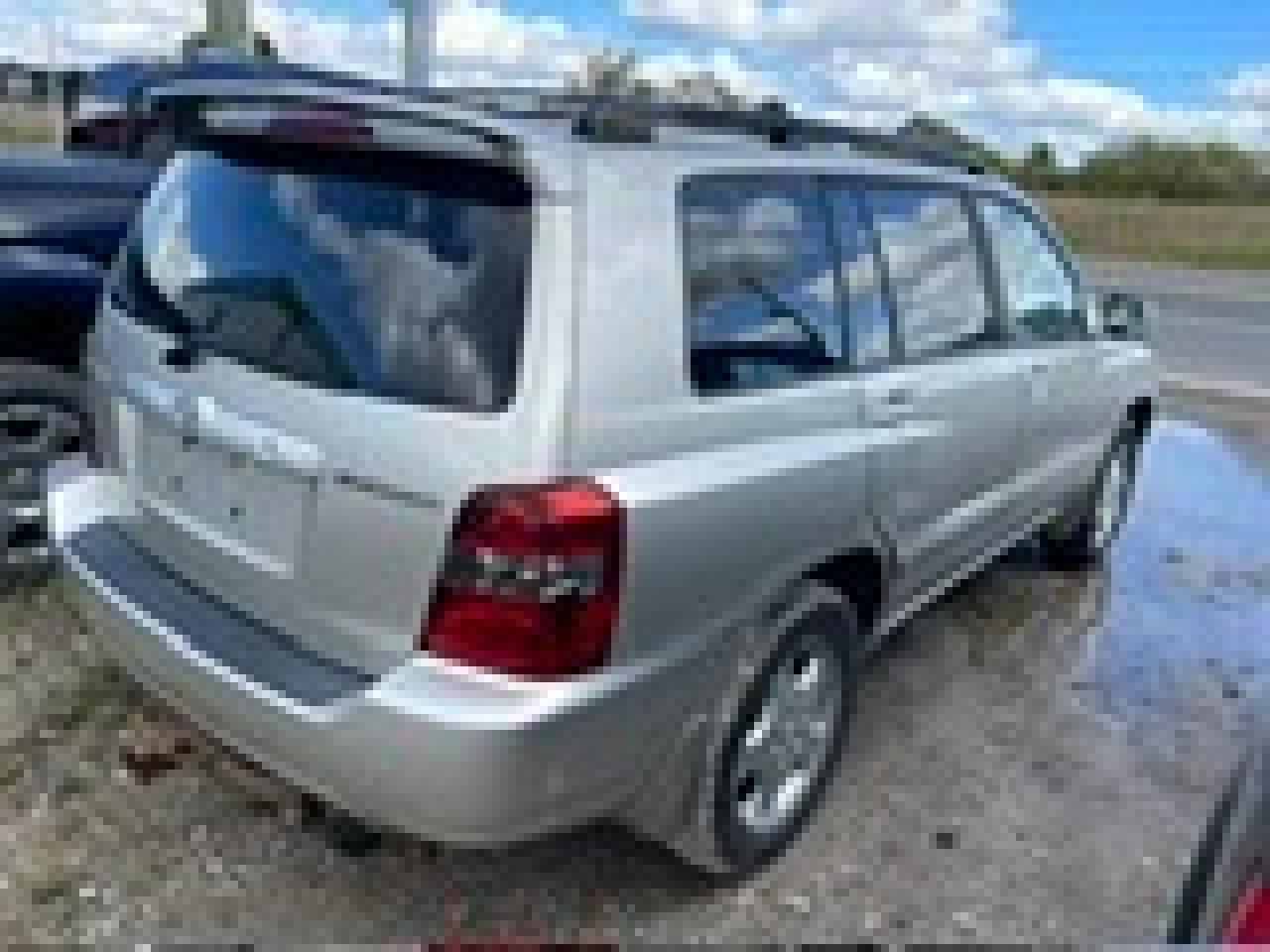 2004 Toyota Highlander 4dr V6 4WD 7-Passenger - Photo #6