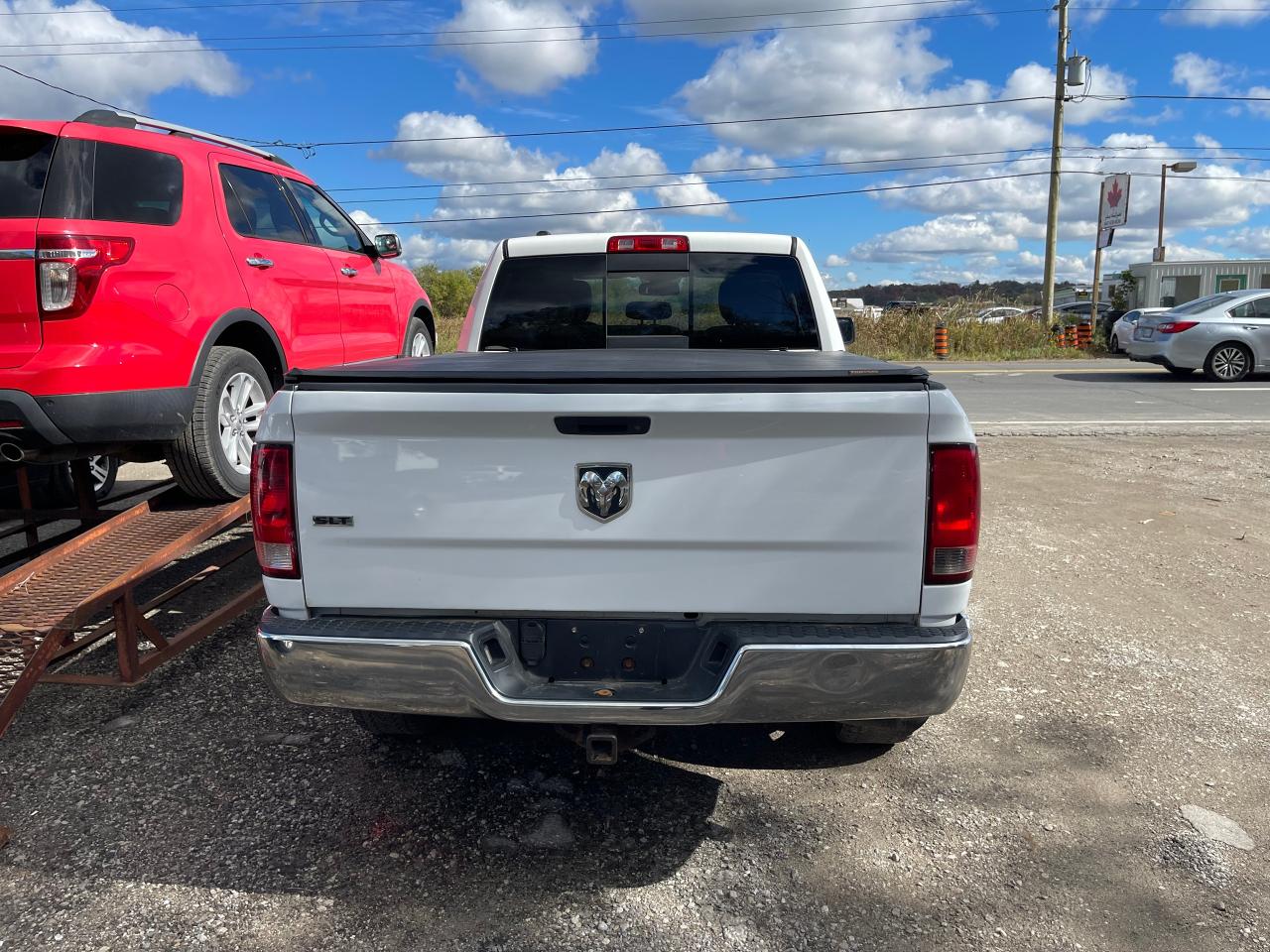 2014 RAM 1500 SLT - Photo #3