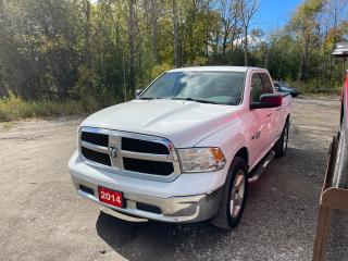 2014 RAM 1500 SLT - Photo #2