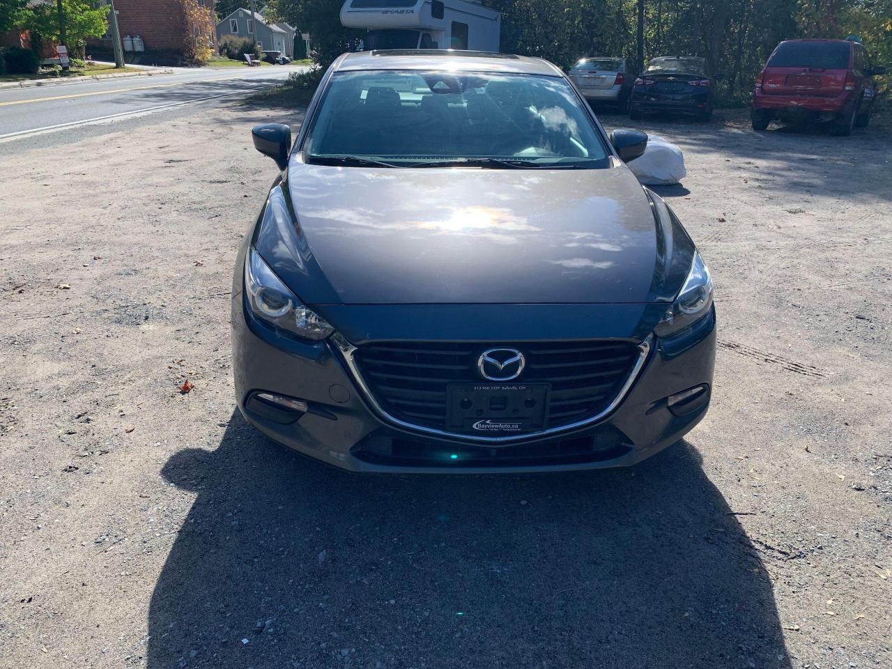 2018 Mazda MAZDA3 GS with Sunroof - Photo #2