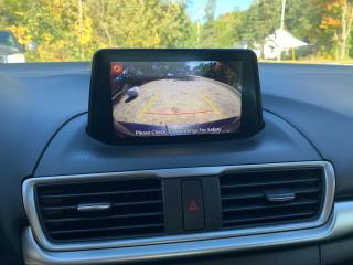 2018 Mazda MAZDA3 GS with Sunroof - Photo #14