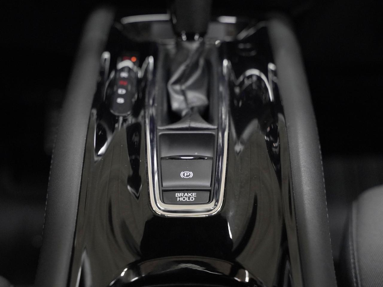 2022 Honda HR-V SPORT | AWD | Sunroof | ACC | LaneDep | CarPlay