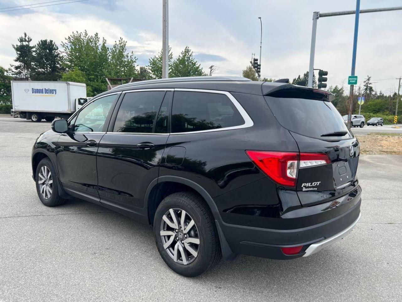 2019 Honda Pilot EX-L Navi AWD - Photo #7