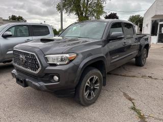 Used 2019 Toyota Tacoma 4x4 Double Cab V6 Auto SR5 for sale in Goderich, ON