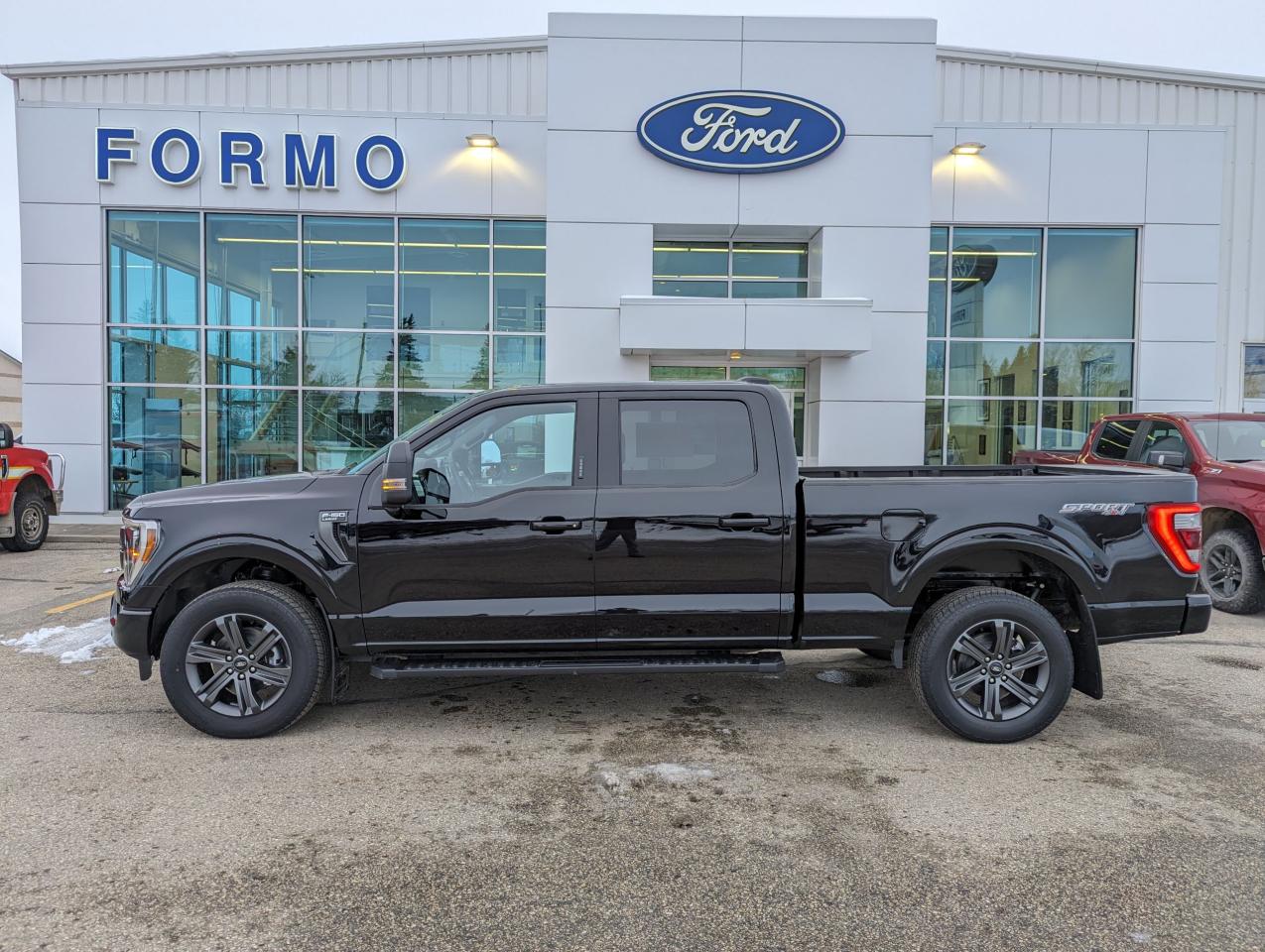 2023 Ford F-150 Lariat Photo0