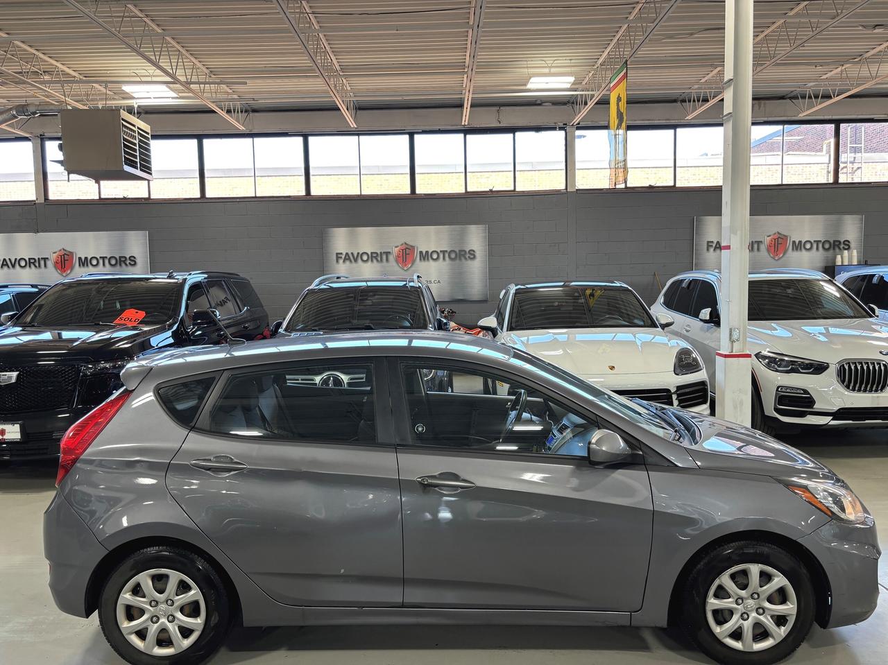 2013 Hyundai Accent GL|AUTOMATIC|HATCHBACK|HEATEDSEATS|ECOMODE| Photo