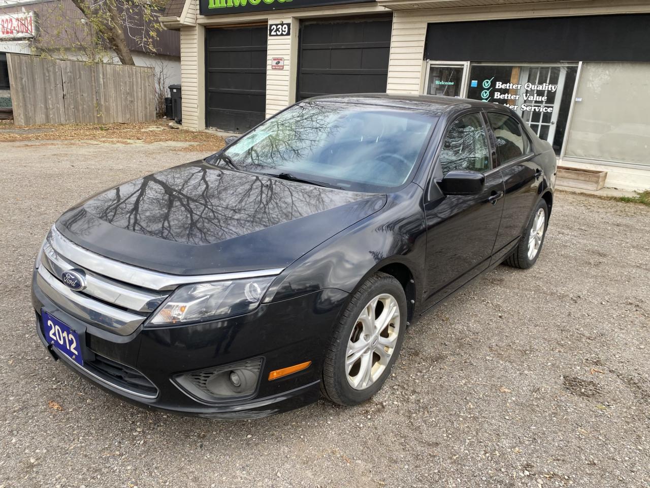 2012 Ford Fusion 4dr Sdn SE FWD Photo18