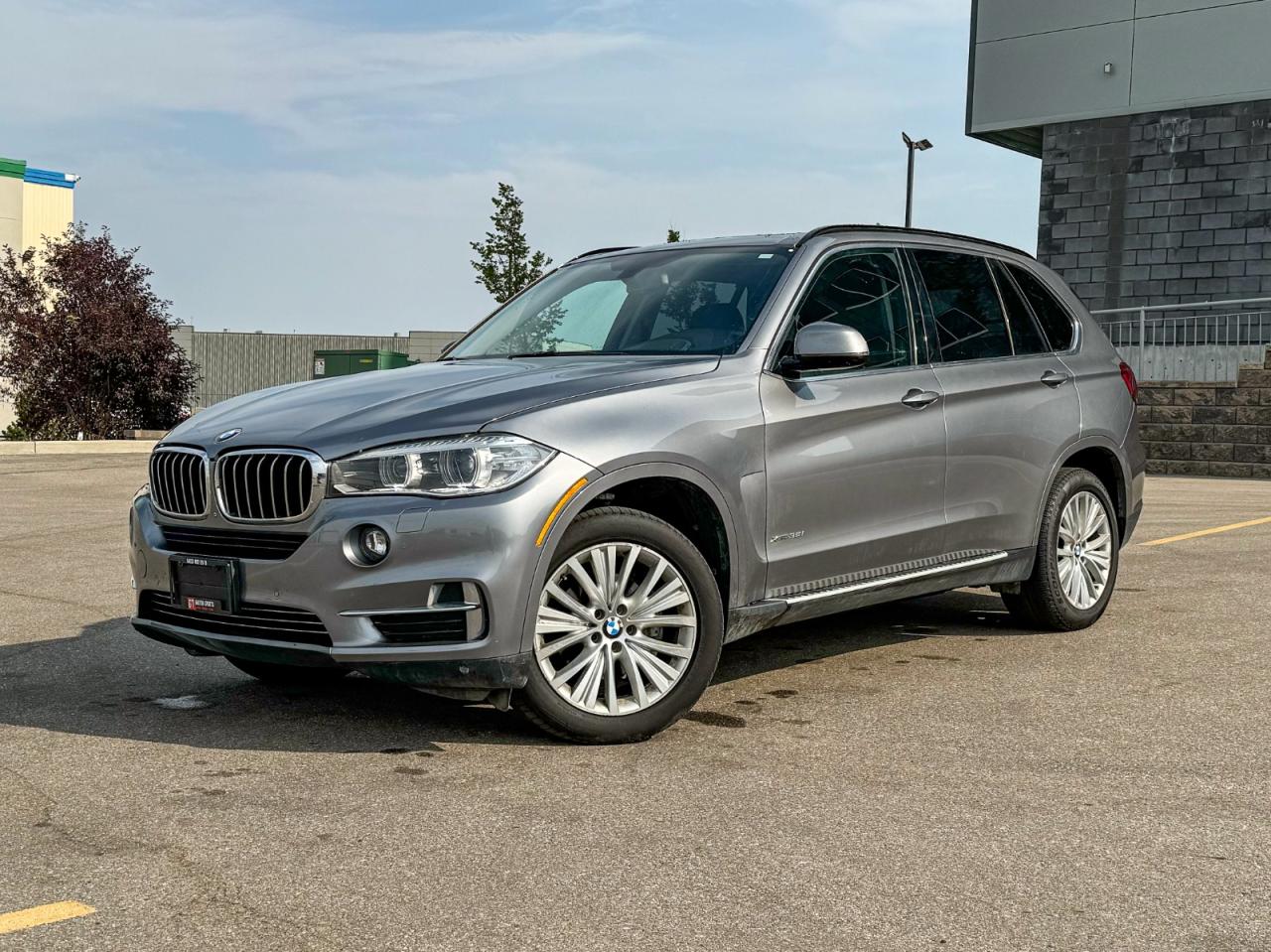 Used 2014 BMW X5 xDrive35i AWD | LEATHER | SUNROOF | $0 DOWN for sale in Calgary, AB