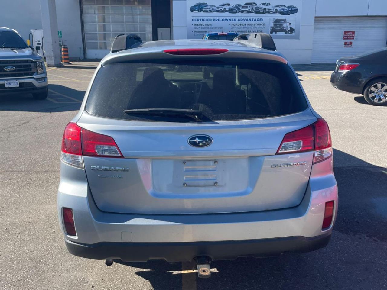 2013 Subaru Outback 5dr Wgn Man 2.5i Touring Photo3