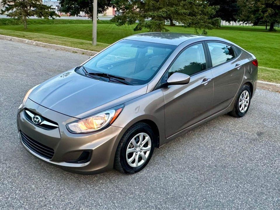 2013 Hyundai Accent 1.6L  Safety Certified - Photo #9