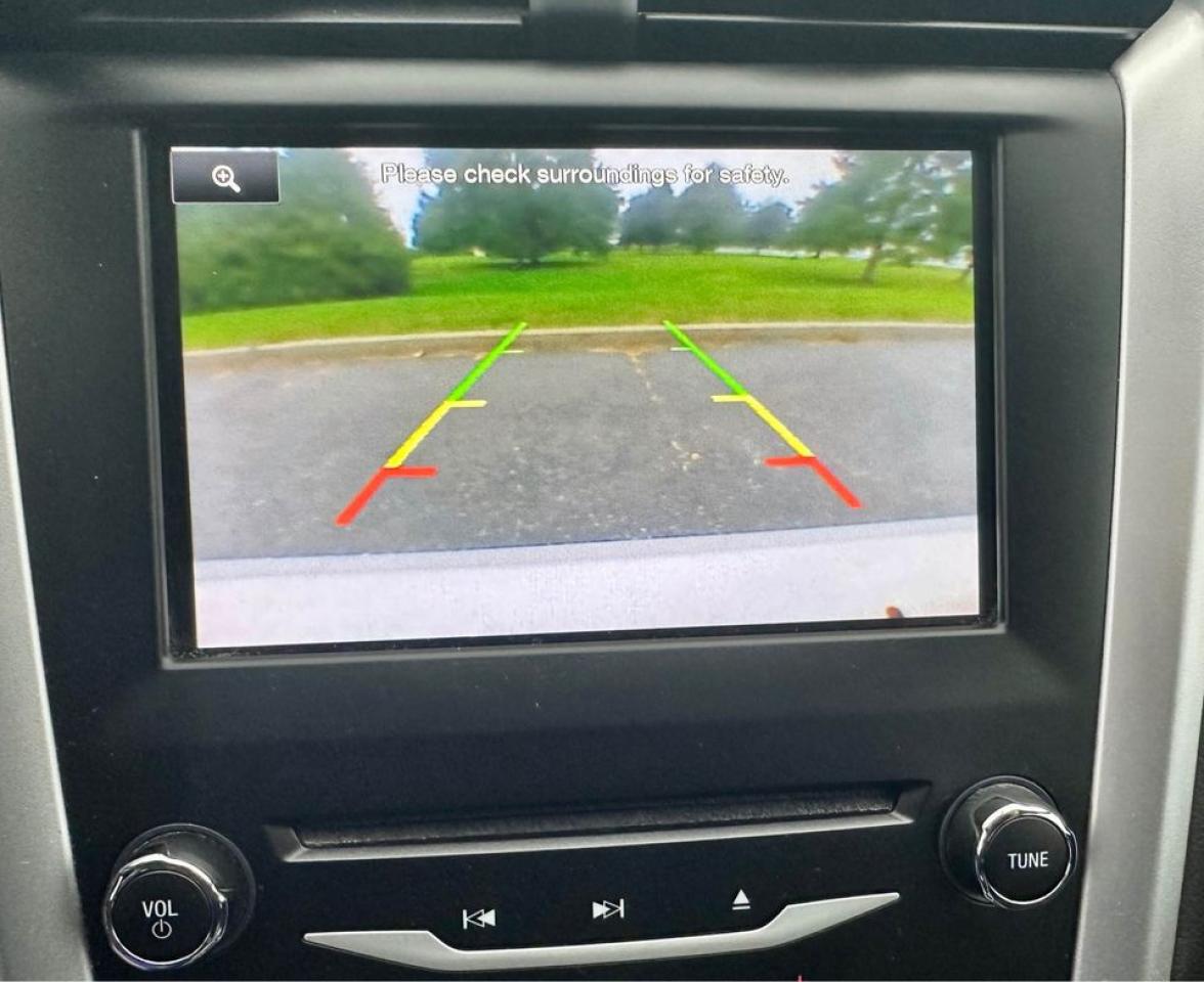 2013 Ford Fusion SE - Safety Certified Photo3