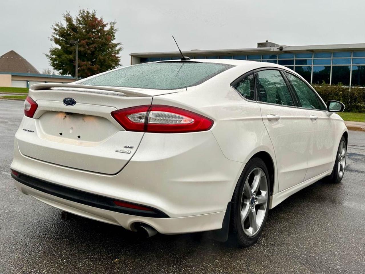 2013 Ford Fusion SE - Safety Certified Photo4