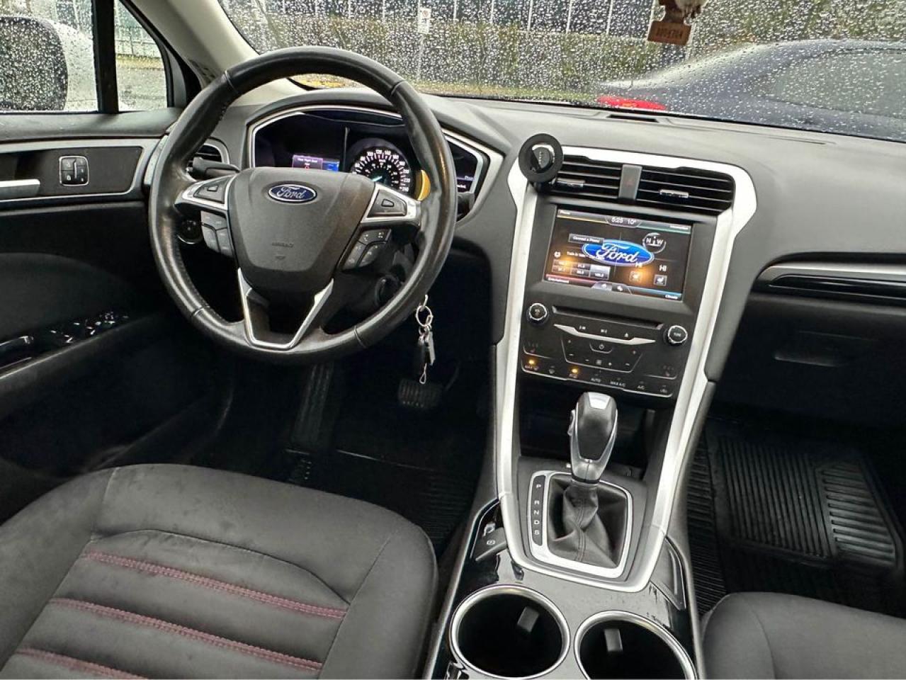 2013 Ford Fusion SE - Safety Certified Photo2