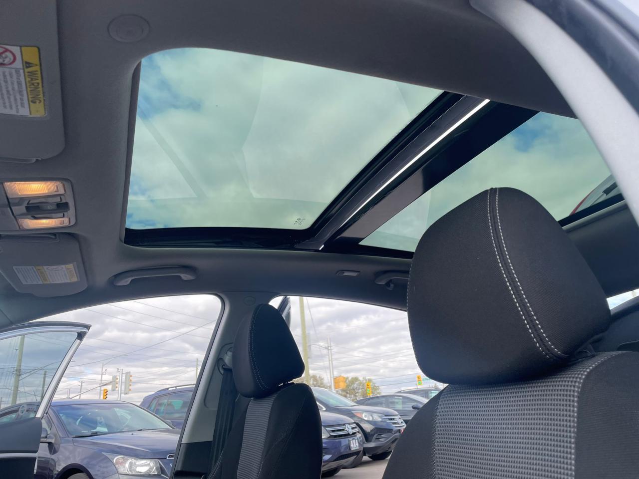 2013 Hyundai Elantra GT 5dr HB Auto GLS NO ACCIDENT PANORAMIC ROOF - Photo #10
