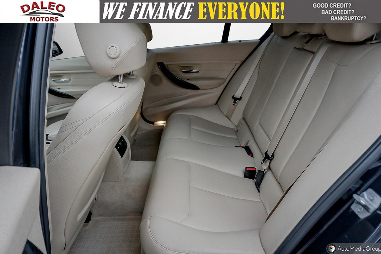 2015 BMW 3 Series 320i xDrive AWD / SUNROOF / H. SEATS / LEATHER Photo42