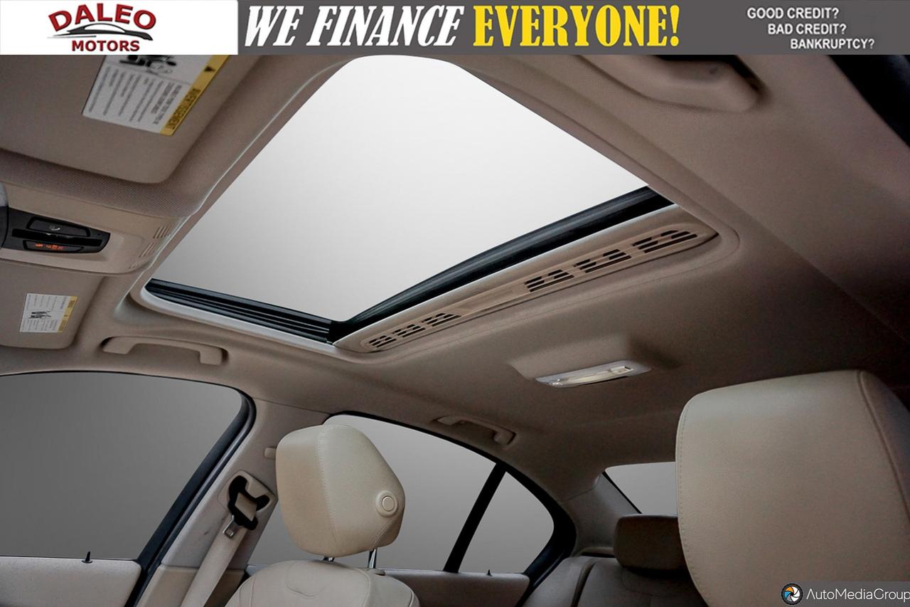 2015 BMW 3 Series 320i xDrive AWD / SUNROOF / H. SEATS / LEATHER Photo