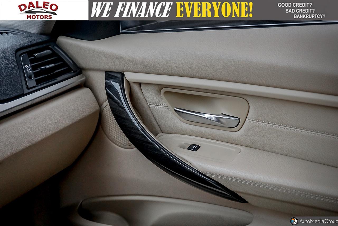 2015 BMW 3 Series 320i xDrive AWD / SUNROOF / H. SEATS / LEATHER Photo