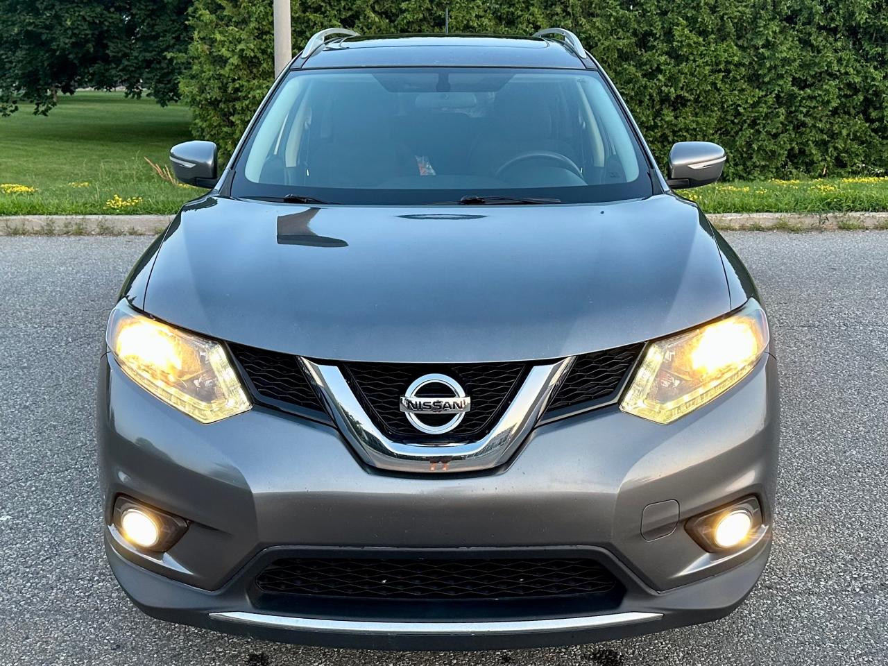 2015 Nissan Rogue SV- Safety Certified - Photo #4