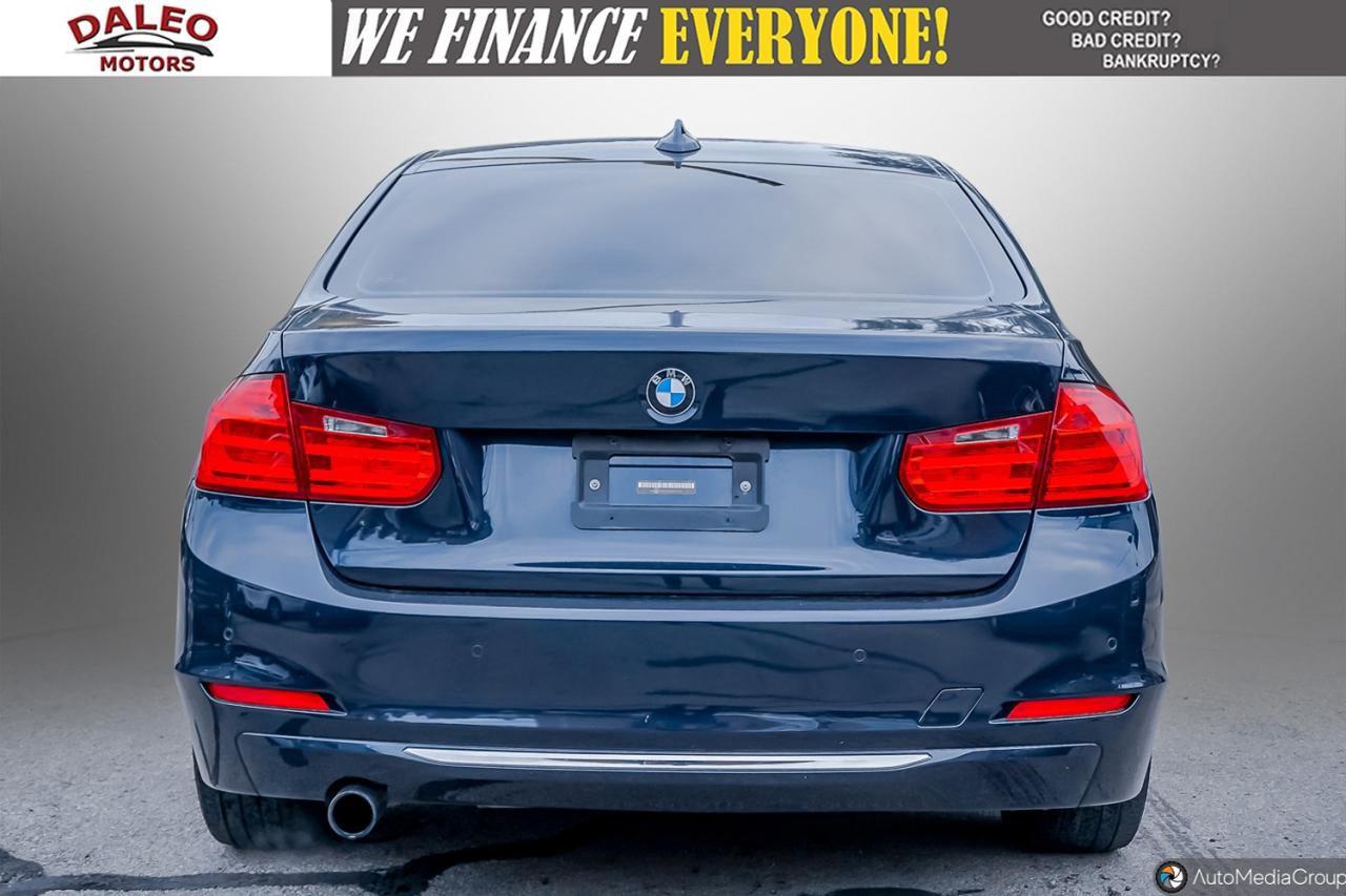 2015 BMW 3 Series 320i xDrive AWD / SUNROOF / H. SEATS / LEATHER