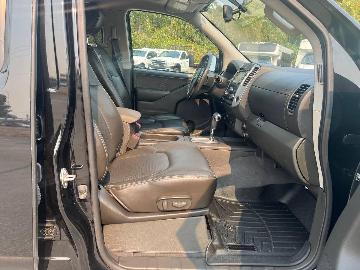 2019 Nissan Frontier Crew Cab PRO-4X Standard Bed 4x4 Auto - Photo #11