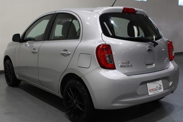 2015 Nissan Micra 1.6 SV 5sp