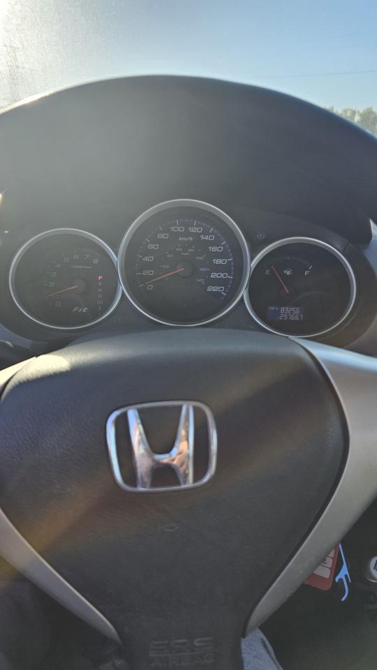 2008 Honda Fit DX - Photo #11