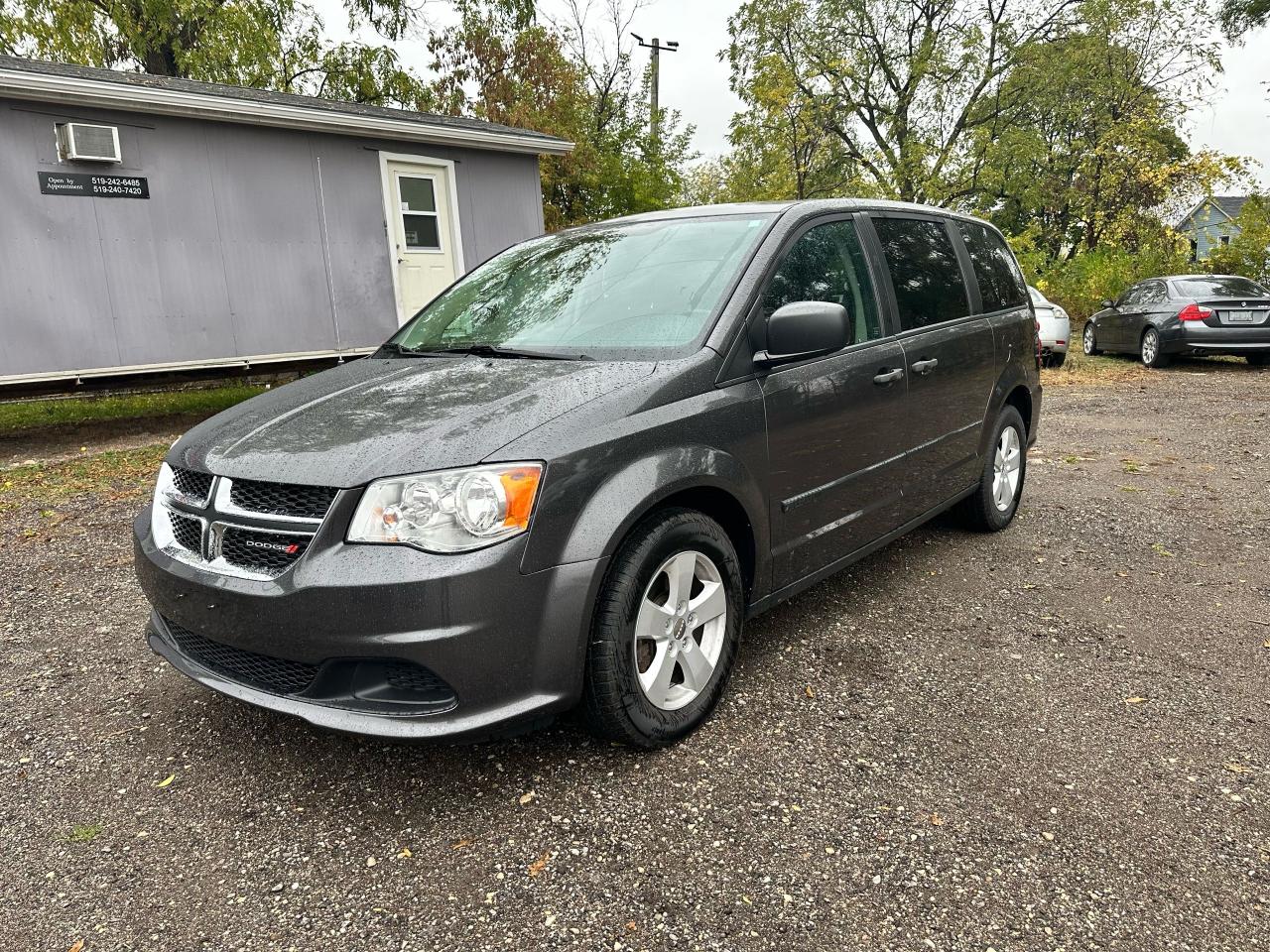 2015 Dodge Grand Caravan CANADA VALUE PACKAGE - Photo #1