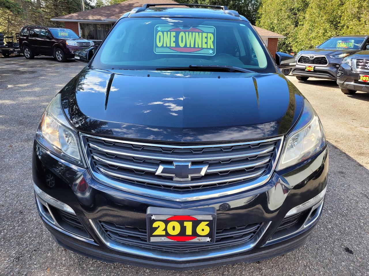2016 Chevrolet Traverse AWD 4dr LT w/1LT Clean CarFax Financing Trades OK! - Photo #2
