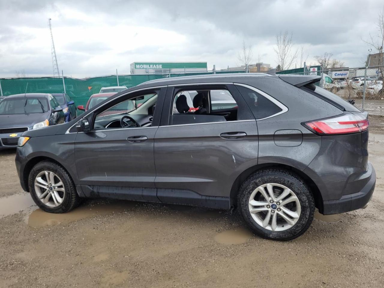 2019 Ford Edge SEL AWD Clean CarFax Financing Available Trades OK Photo2