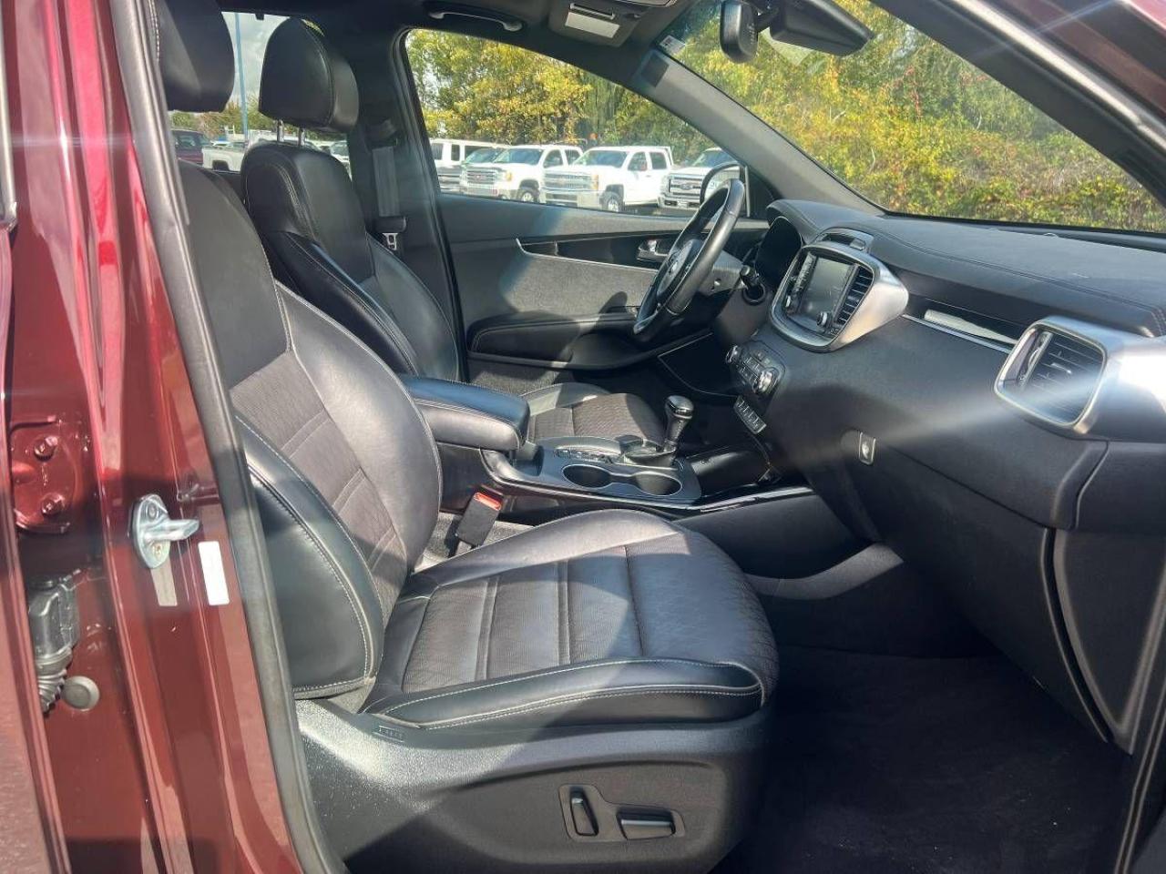 2018 Kia Sorento SXL AWD w/Black Nappa - Photo #10