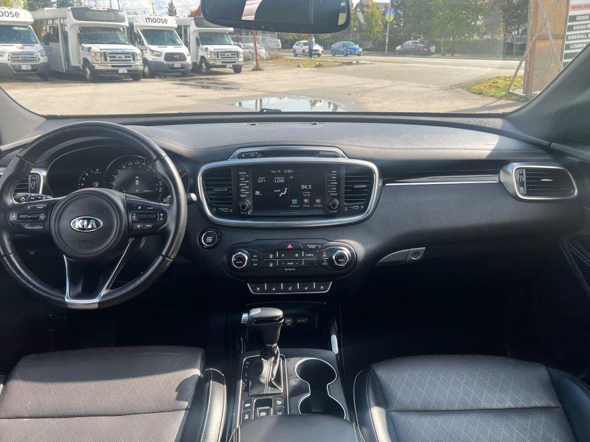 2018 Kia Sorento SXL AWD w/Black Nappa - Photo #17