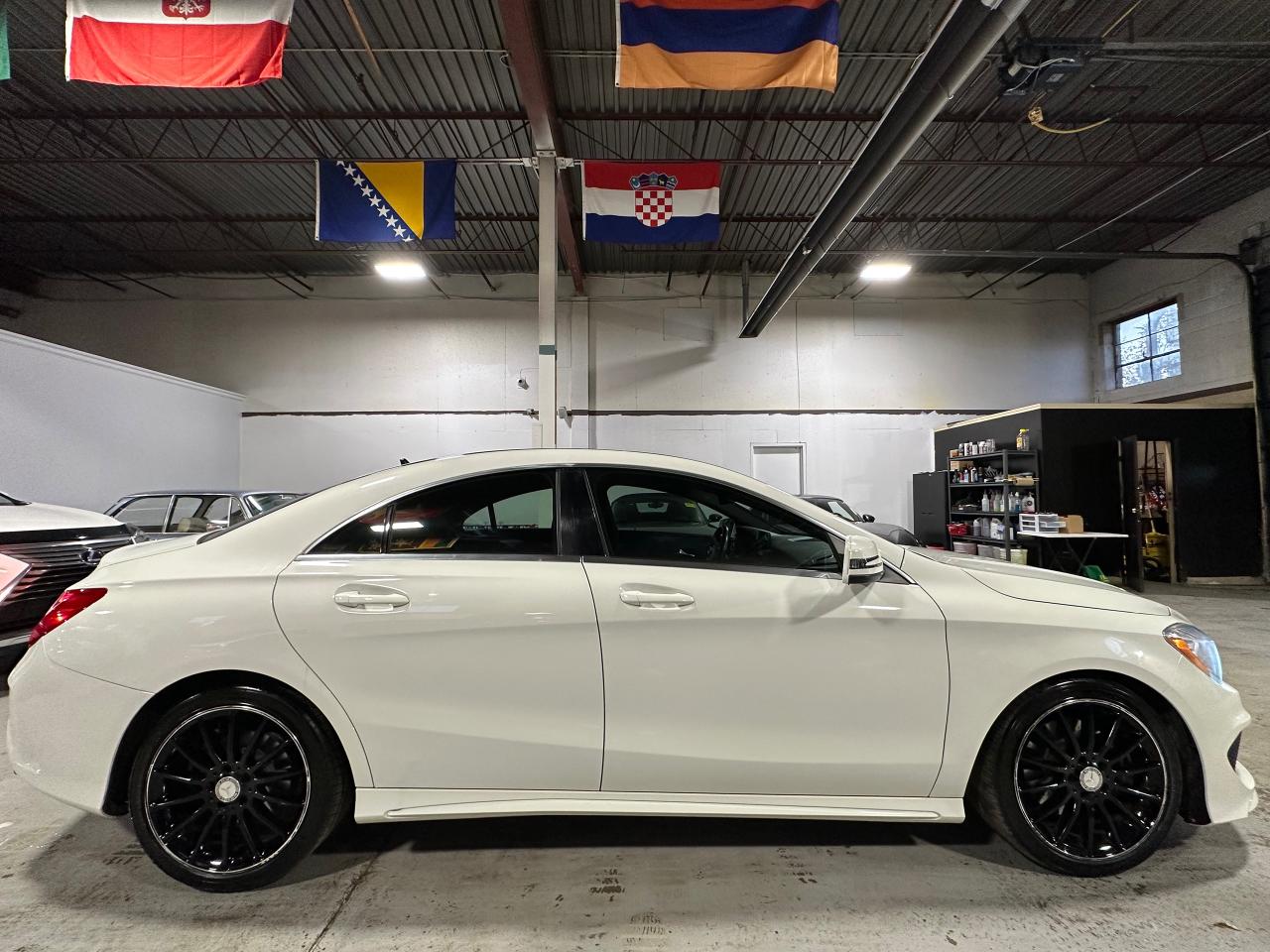 2015 Mercedes-Benz CLA-Class 4 MATIC AWD | 4DR | 2 KEYS | NAVI | LOW KMS - Photo #5