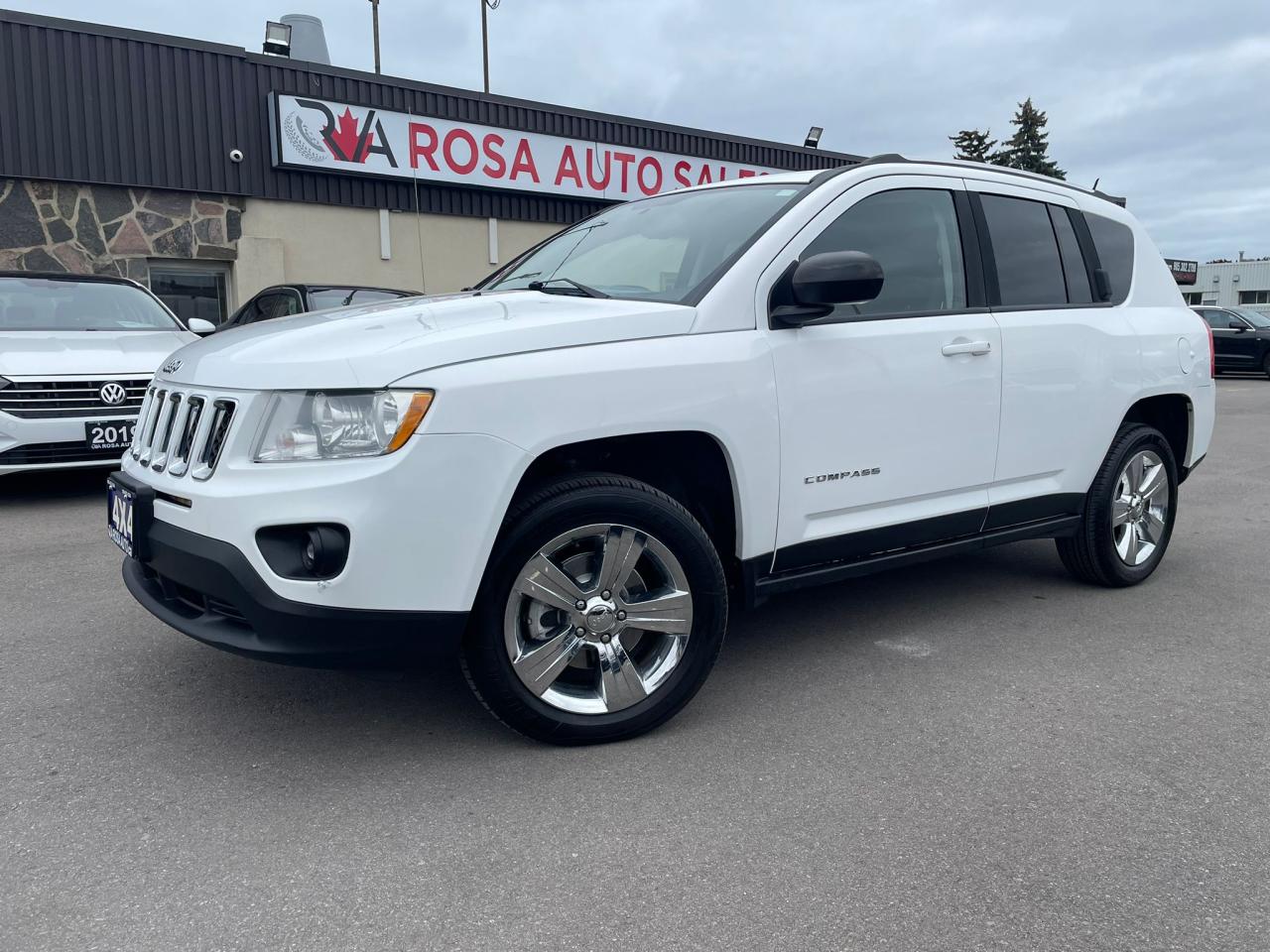 2013 Jeep Compass 4WD 4dr North NO ACCIDENT NEW BRAKES B-TOOTH - Photo #1