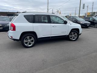 2013 Jeep Compass 4WD 4dr North NO ACCIDENT NEW BRAKES B-TOOTH - Photo #15