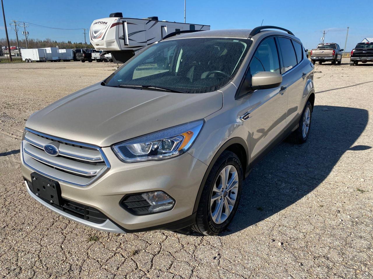 2018 Ford Escape SEL 4WD Photo0