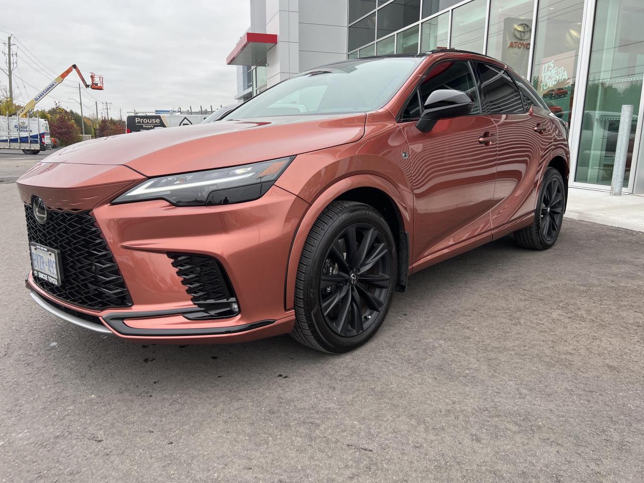 Used 2023 Lexus RX RX 500H for sale in Simcoe, ON
